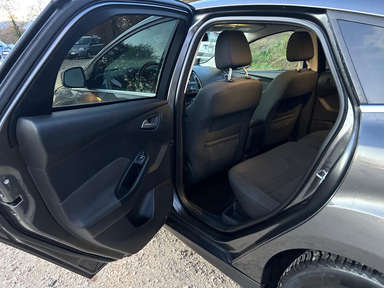 Ford Focus 1.6 120 CV GPL Titanium