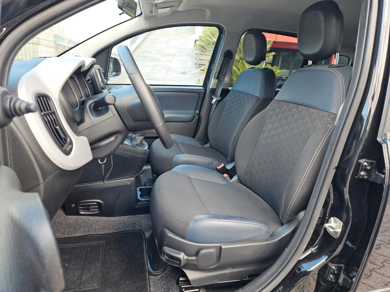 Fiat Panda 1.0 FireFly S&S Hybrid City Cross