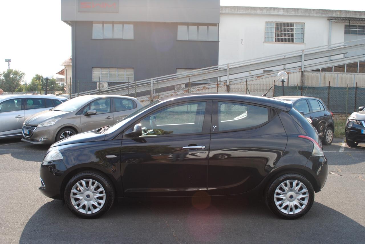 LANCIA YPSILON 1.2 69 CV