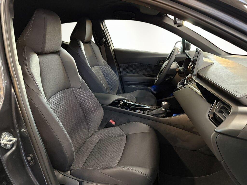 Toyota C-HR 2.0 Hybrid Trend E-CVT