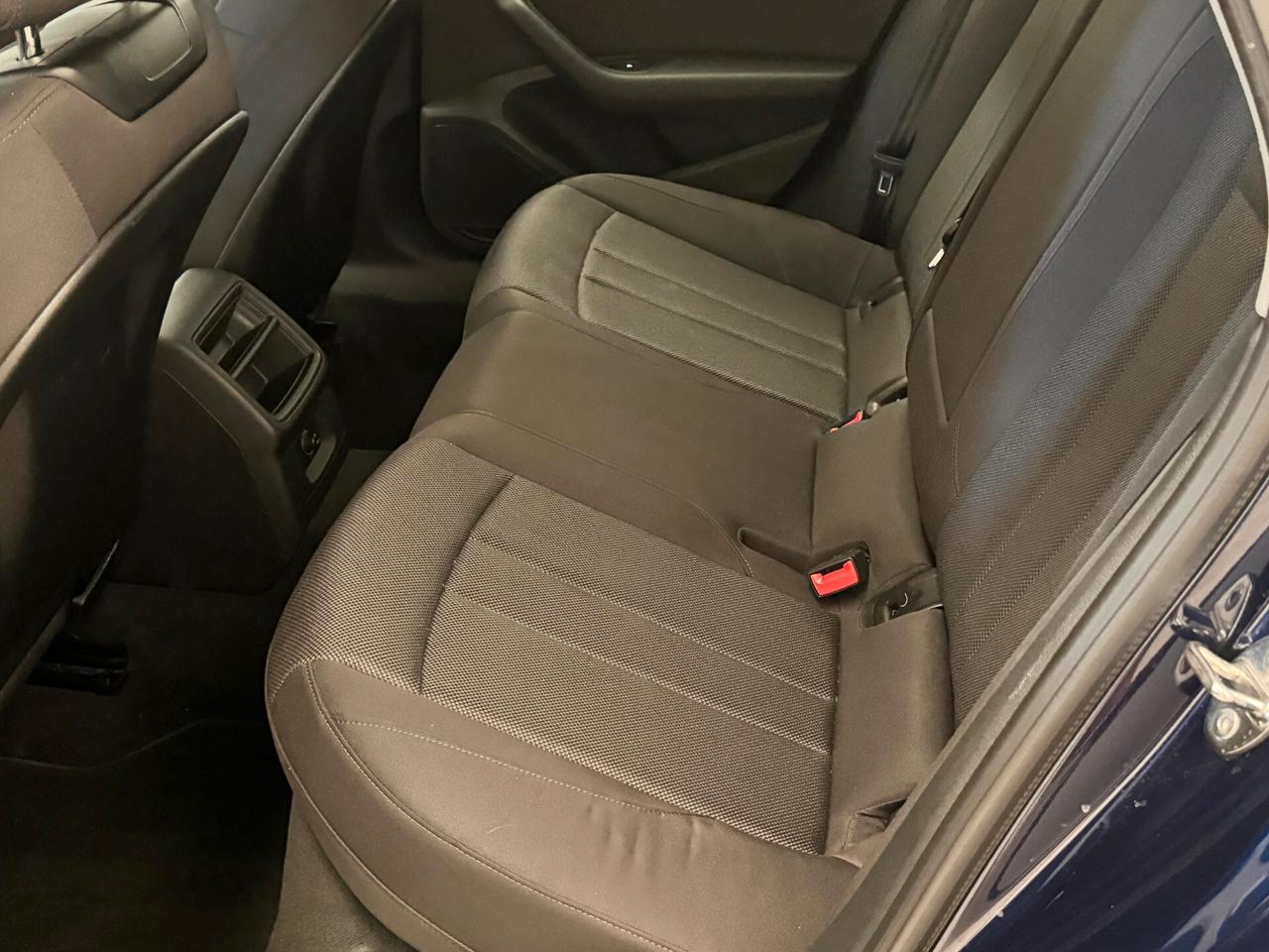 Audi A4 Avant 35 TFSI S tronic Business