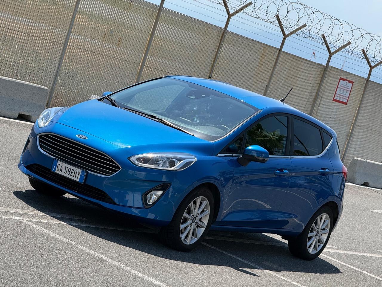 Ford Fiesta 1.0 Ecoboost 95 CV-TITANIUM-PERMUTABILE