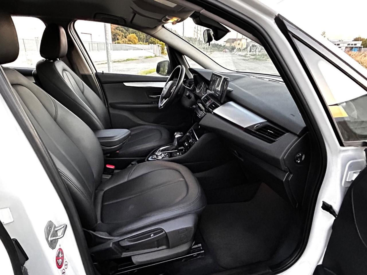 Bmw 2er Active Tourer 218d Luxury aut pelle 2016