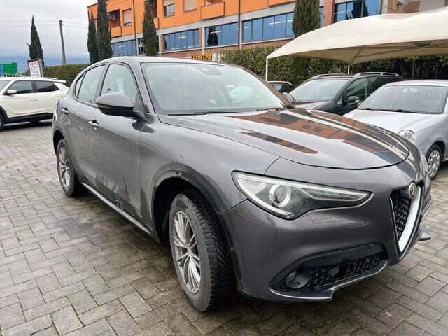 Alfa Romeo Stelvio 2.2 Turbodiesel 210 CV AT8 Q4 Business