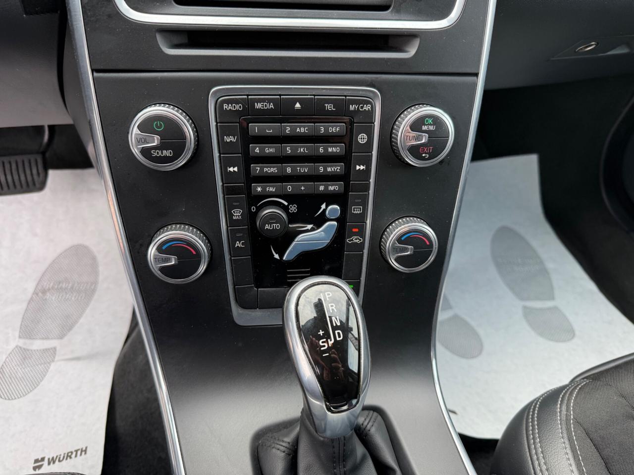 Volvo V60 D2 Geartronic Momentum 84000 KM