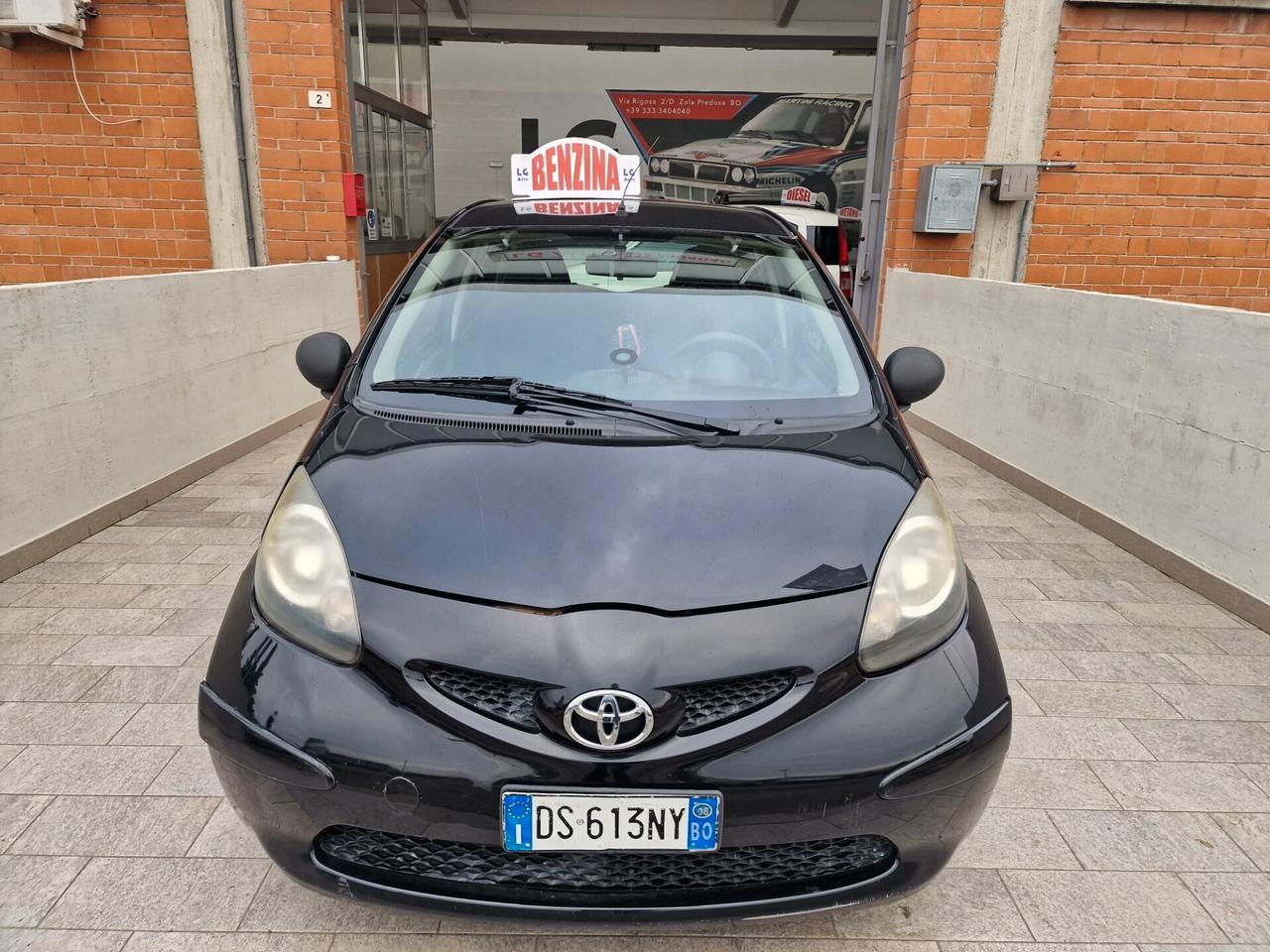 Toyota Aygo 1.0 12V VVT-i 5 porte Now