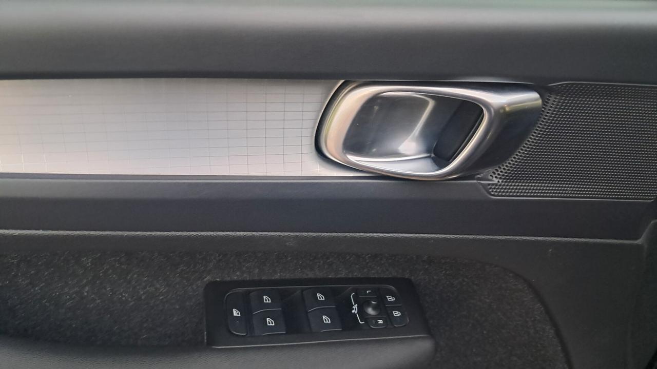 Volvo XC40 T4 Recharge Plug-in Hybrid R-design