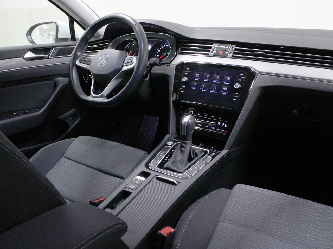Volkswagen Passat variant 2.0 tdi scr evo 150cv business dsg