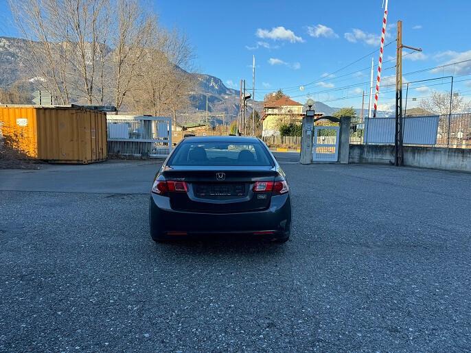 Honda Accord 2.2 i-DTEC Executive Advance DPF