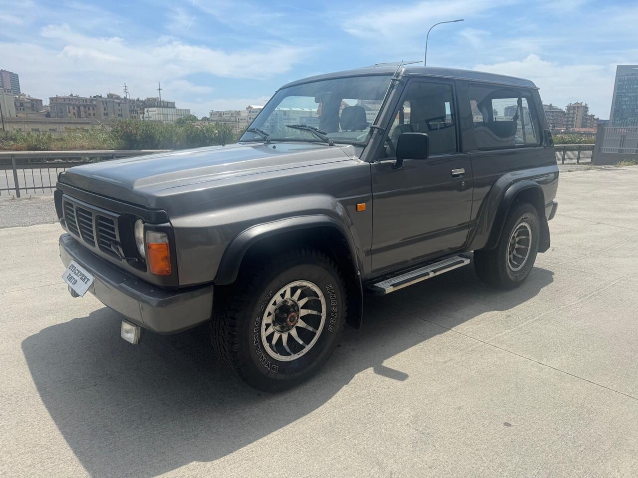 Nissan Patrol GR 2.8 TD intercoller 5posti