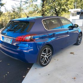 Peugeot 308 BlueHDi 130 S&S EAT8 Style