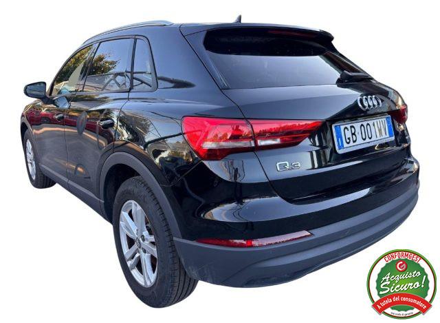 AUDI Q3 35 TDI quattro Business Advanced