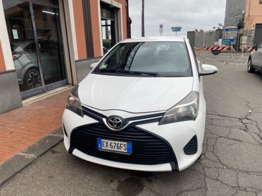 Toyota Yaris 1.0 5 porte Lounge 69cv 2014