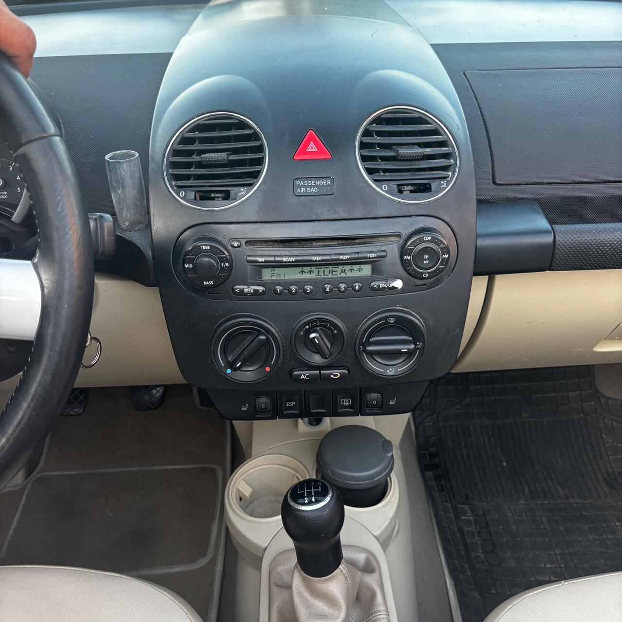 Volkswagen New Beetle 1.9 TDI 105CV Cabrio