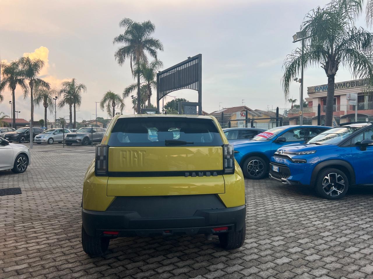 Fiat Grande Panda 1.2 Hybrid 110 CV S&S Icon KM 0 IVA ESPOSTA