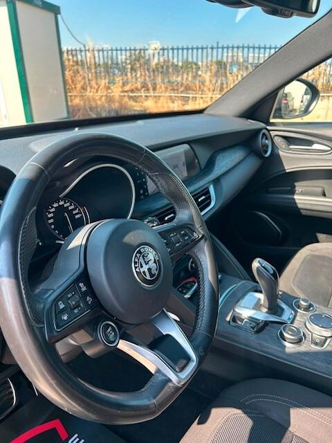 Alfa Romeo Stelvio 2.2 Turbodiesel 160 CV AT8 RWD Super Business