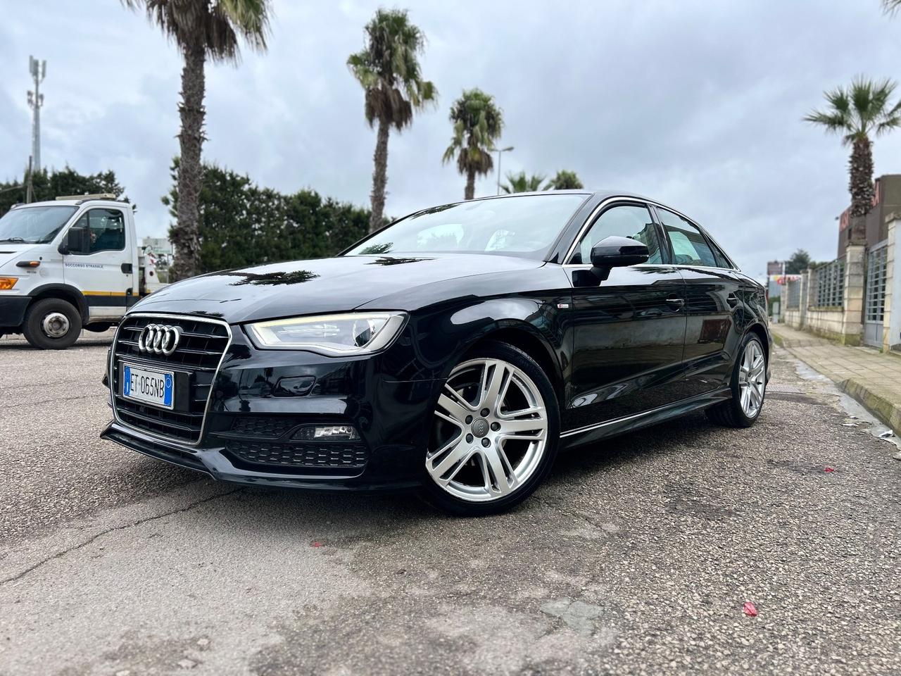 Audi A3 2.0 TDI 150cv sedan S-Line