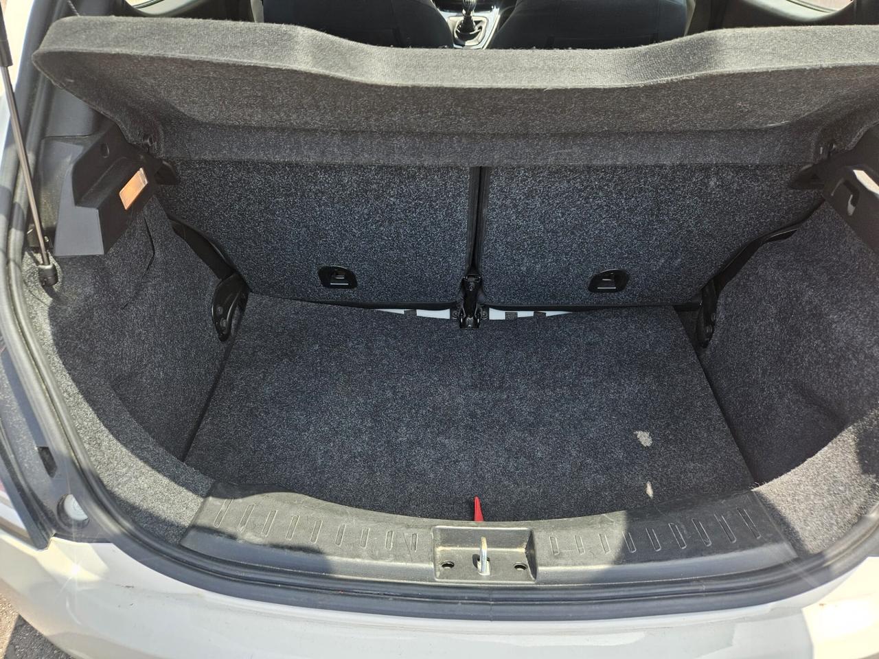 Lancia Ypsilon 1.0 FireFly 5 porte S&S Hybrid Ecochic A. Ferretti