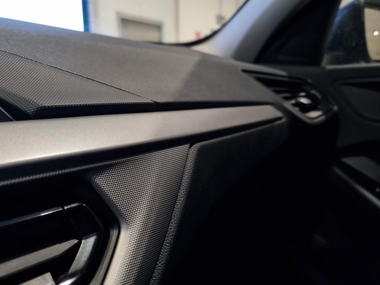 Bmw 116d 5p. Business Advantage