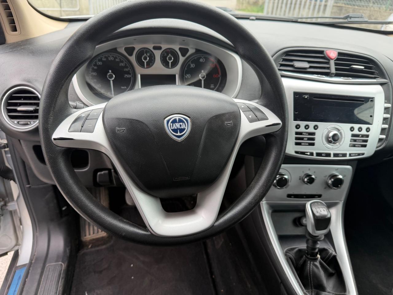 Lancia Delta 1.6 MJT DPF Platino