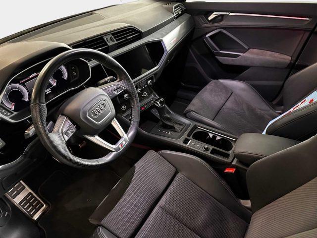 AUDI Q3 35 TDI quattro S tronic S line edition