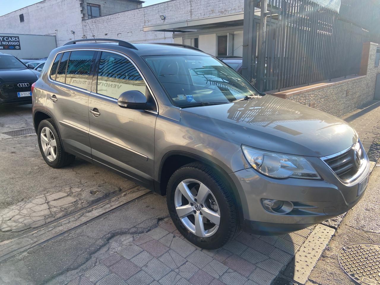 Volkswagen Tiguan 2.0 16V TDI DPF Trend & Fun (18°)