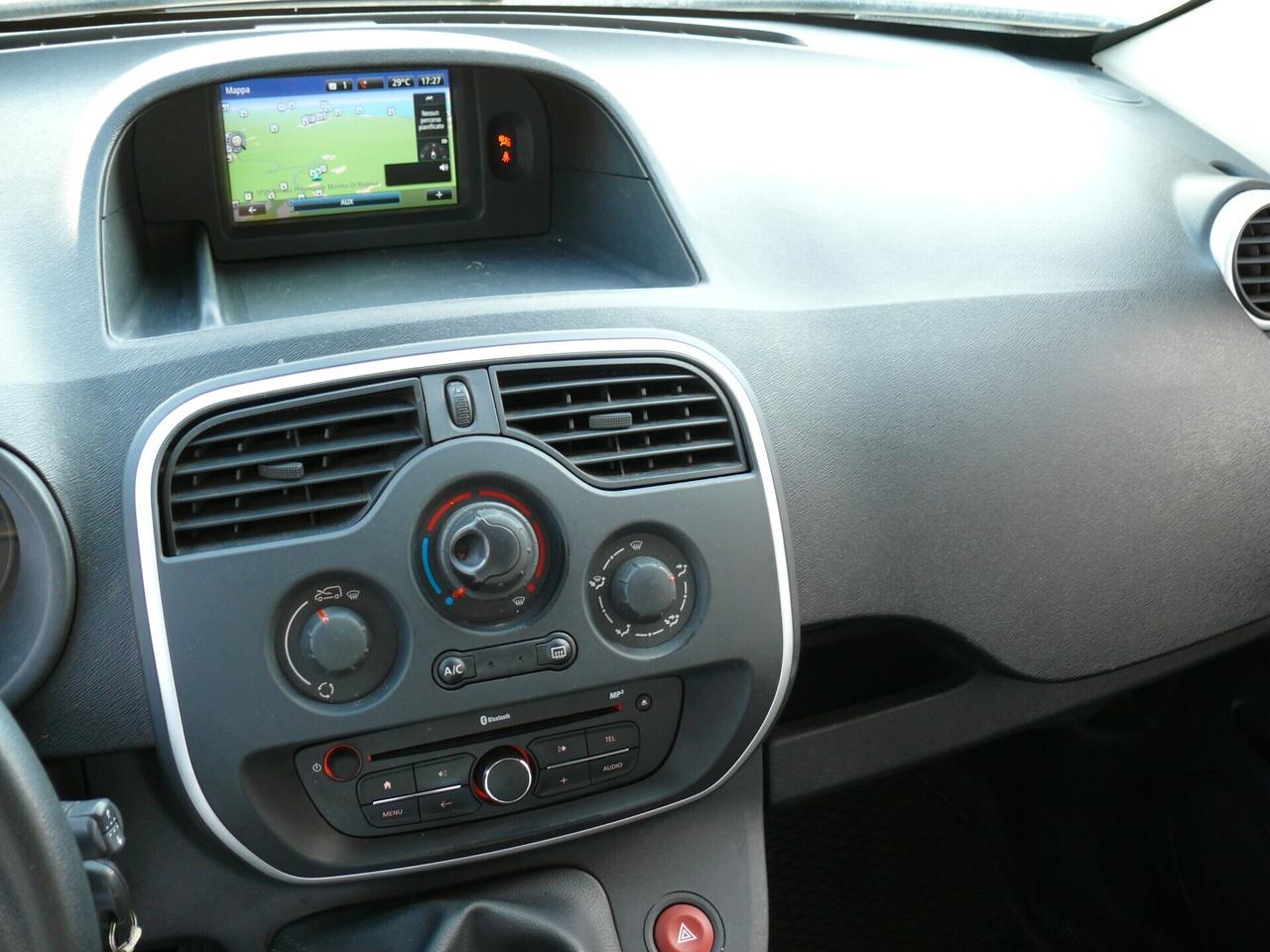 Renault Kangoo Stop & Start Life N1 (M1362)