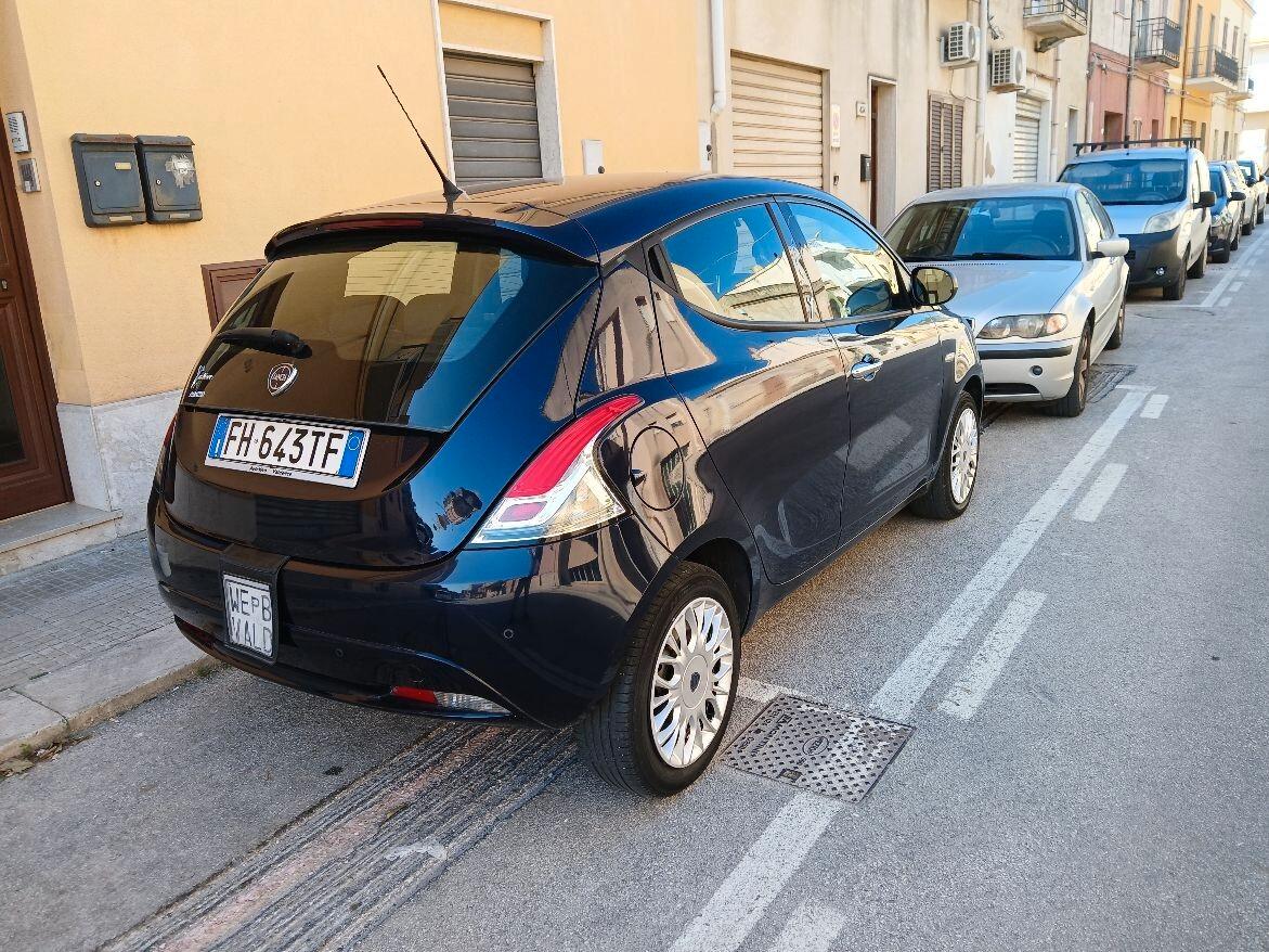 Lancia Y 1.2 Benzina (No hybrid)