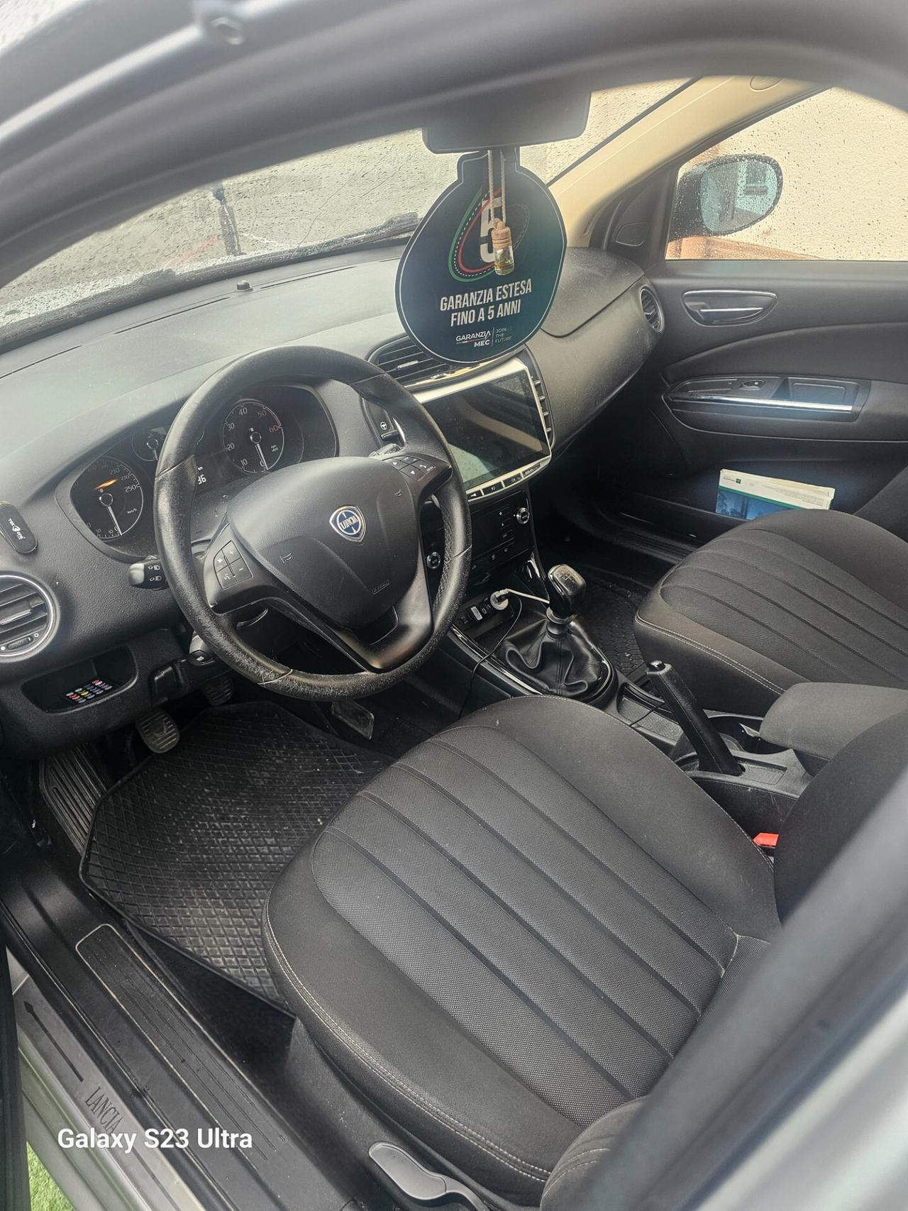 Lancia Delta 1.6 MJT DPF Gold