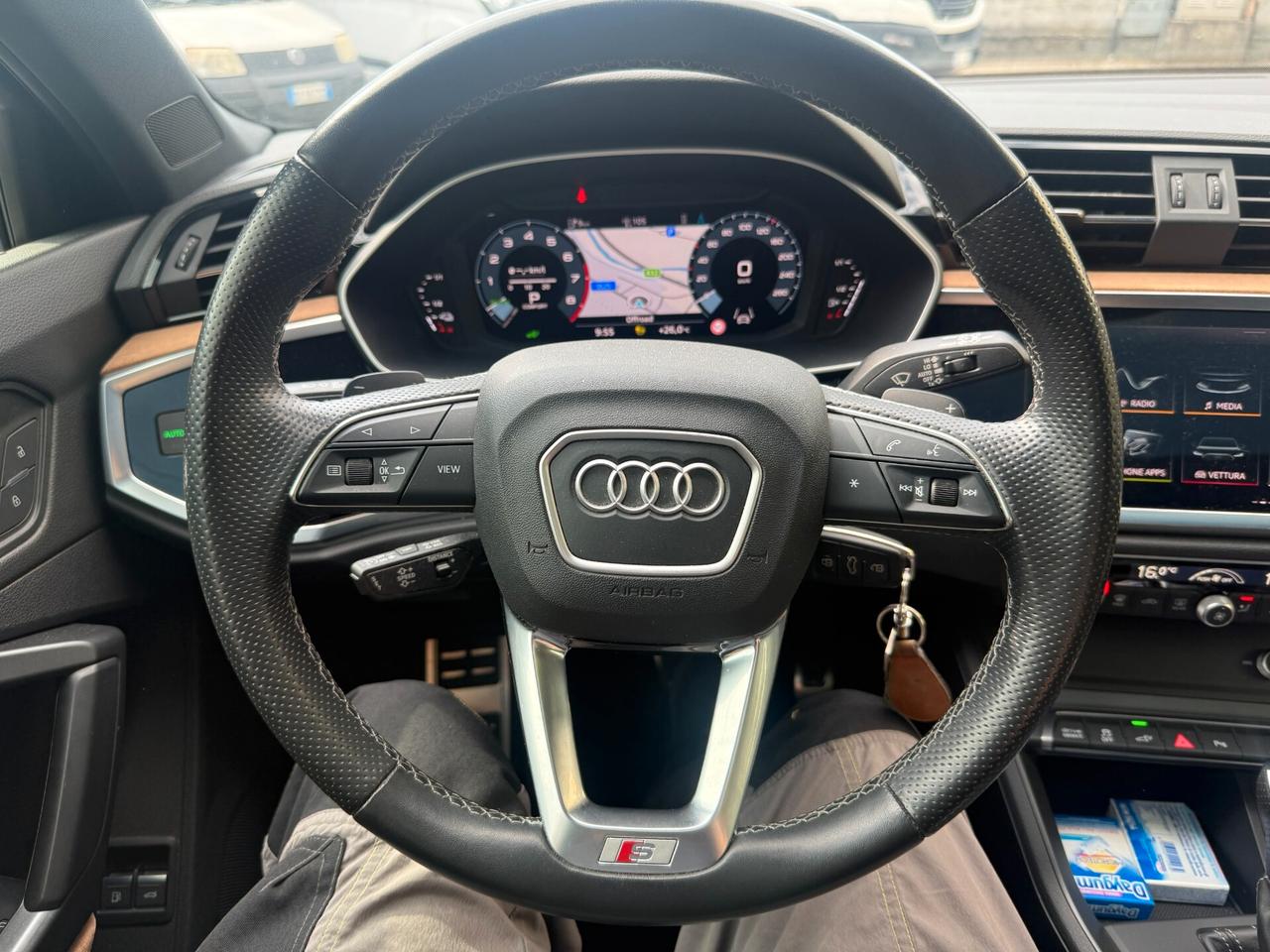Audi Q3 45 TFSI e S tronic line edition
