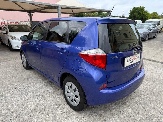 TOYOTA Verso-S 1.4D MT Lounge