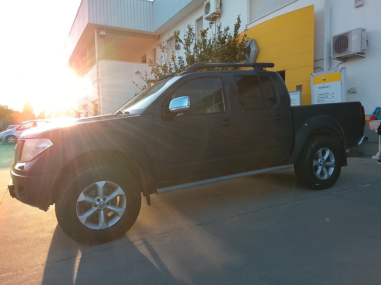 NISSAN Navara Doppia Cabina 2.500 dCi 171cv 4WD