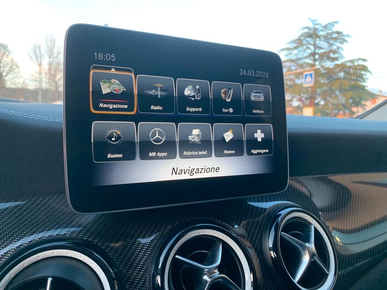 Mercedes-benz GLA 180 Premium Night Edition Tetto Full