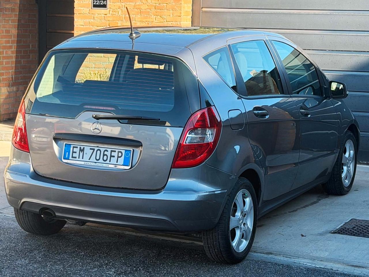 Mercedes A 160i-135.000km-Tag.Cert-Garanzia-2011
