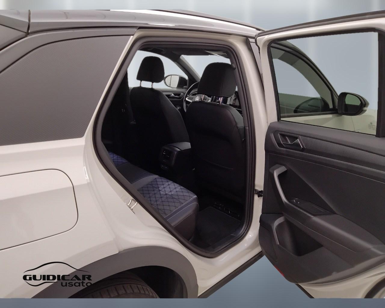 VOLKSWAGEN T-Roc I 2022 - T-Roc 1.0 tsi R-Line 110cv