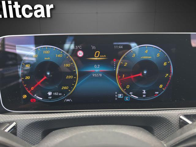 MERCEDES-BENZ A 180 Automatic Premium