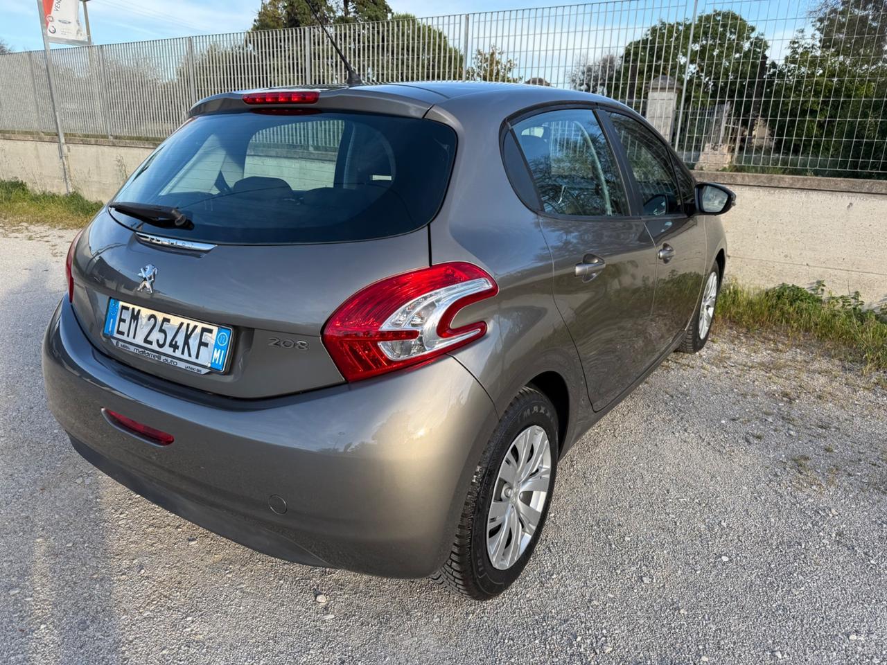 Peugeot 208 1.4 HDi 68 CV 5 porte Active