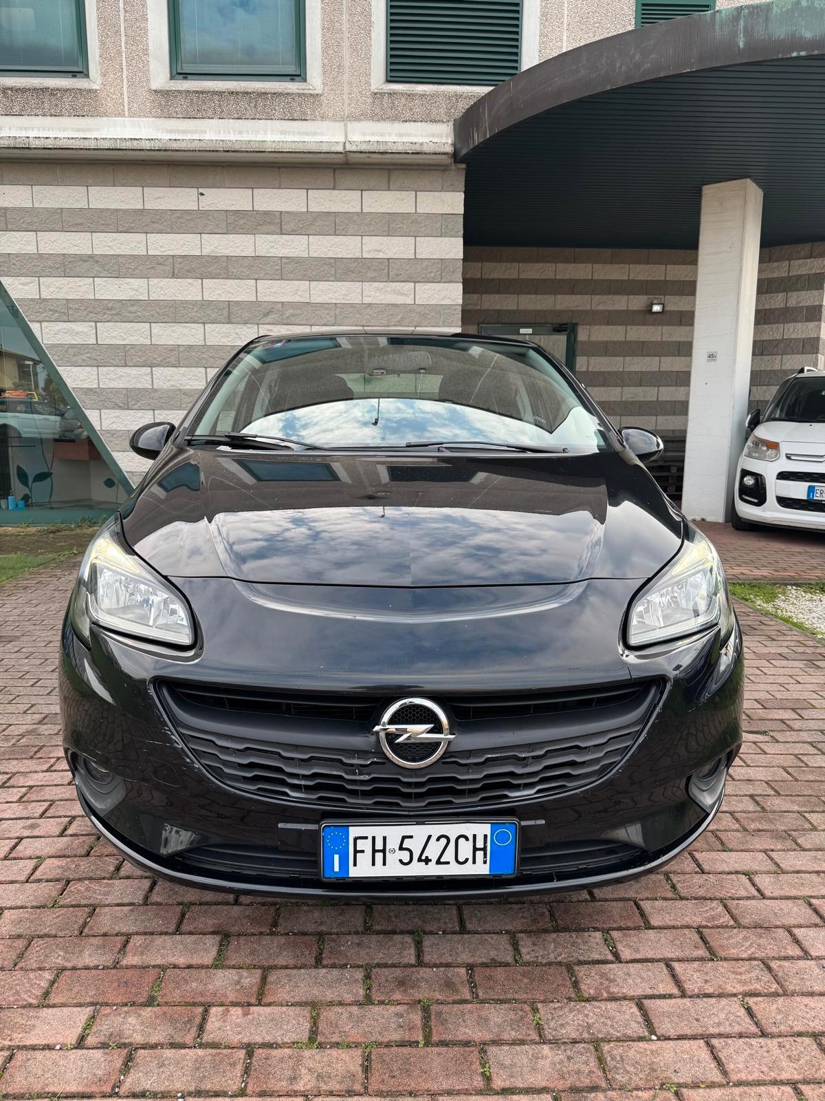 Opel Corsa 1.4 90CV GPL Tech 5 porte Innovation