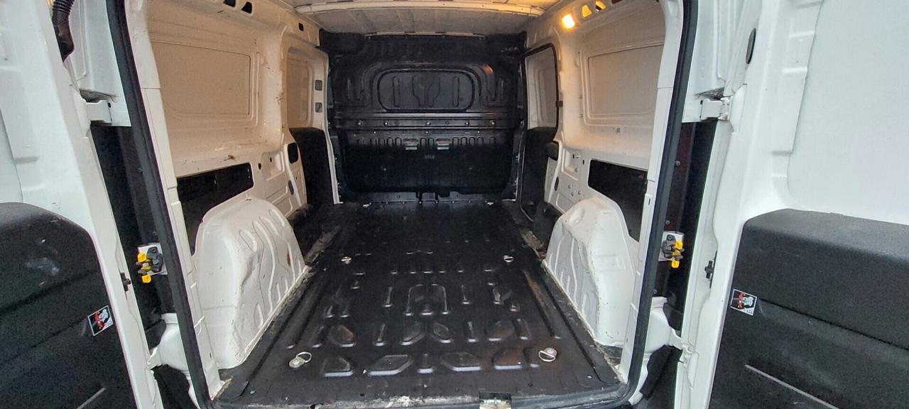 DOBLO" MAXI CARGO 3 POSTI 1,4 T-JET 120 CV METANO DI SERIE POCHI KM PARI AL NUOVO FULL FULL