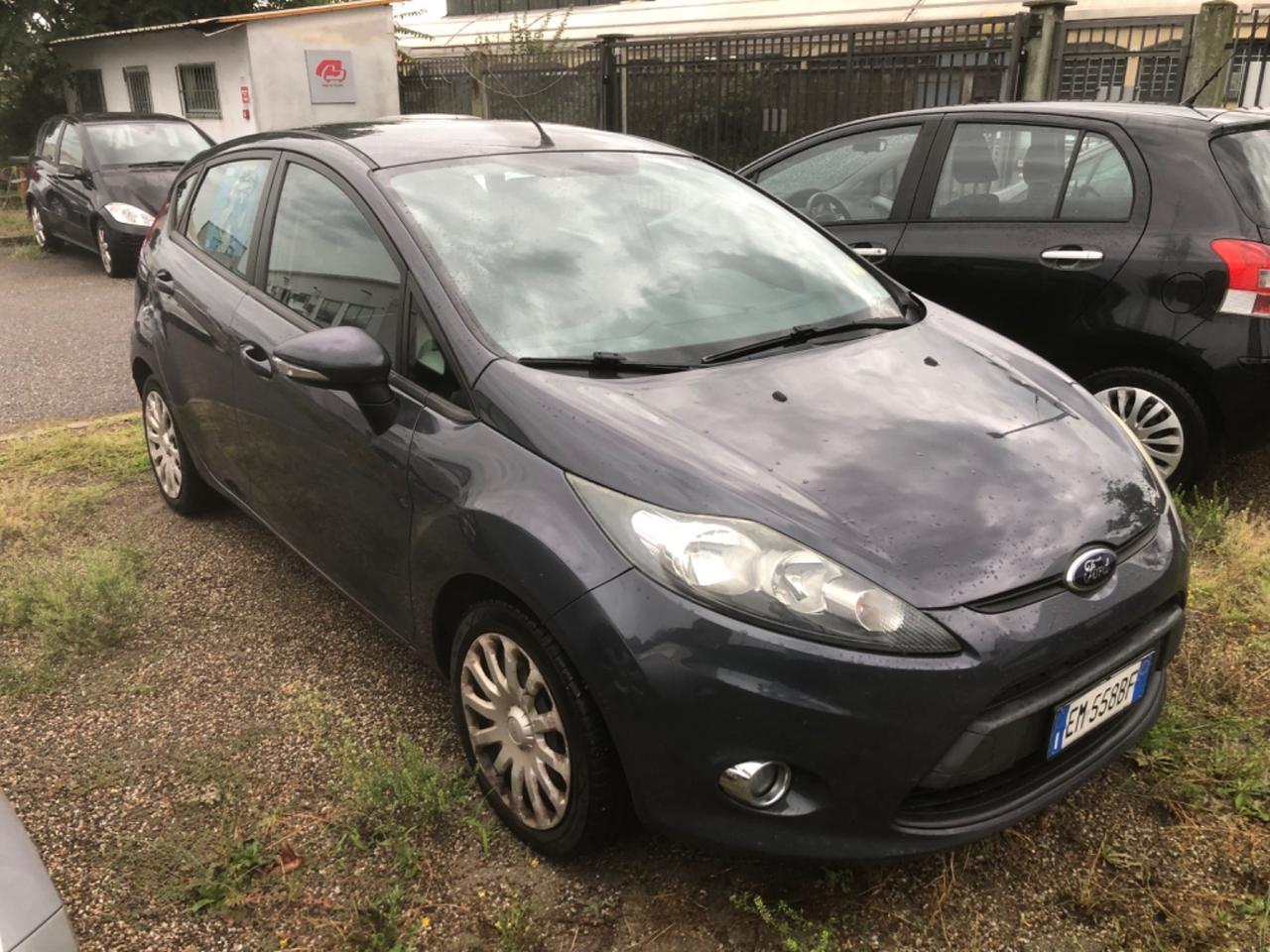 Ford Fiesta 1.4 5 porte Bz.- GPL Titanium