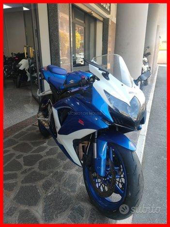 SUZUKI GSXR 600 FINANZIABILE/ GARANZIA /PERMUTE/e3