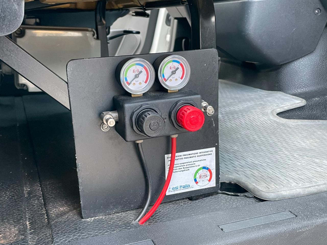 Renault Master 2.3dci 145cv CARROATTREZZI COMEAR