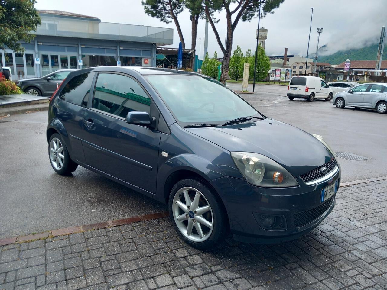 Ford Fiesta 1.6 TDCi 3p. S EURO 4