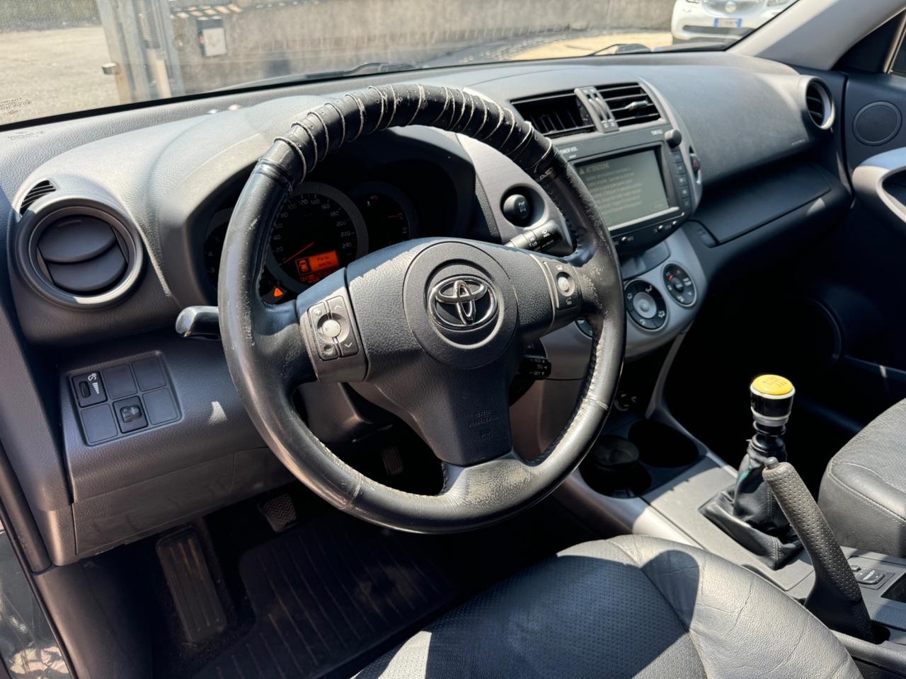 Toyota RAV 4 RAV4 2.2 D-4D 177 CV Luxury