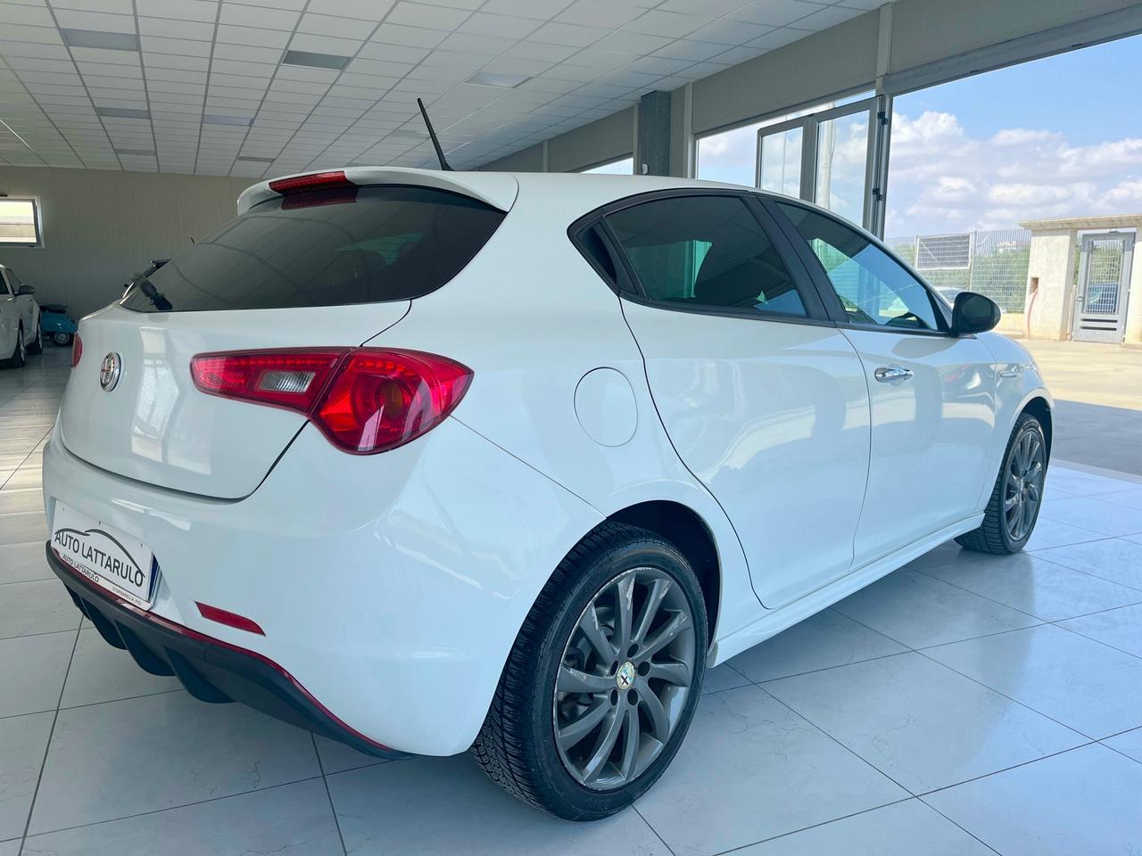 Alfa Romeo Giulietta 1.6 JTDm-2 105 CV MODELLO “VELOCE”