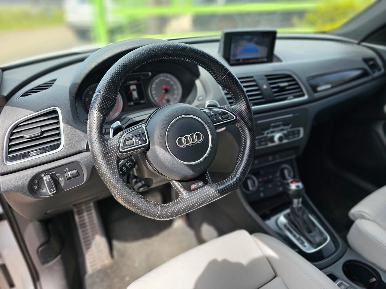 Audi Q3 RS 2.5 TFSI quattro S tronic