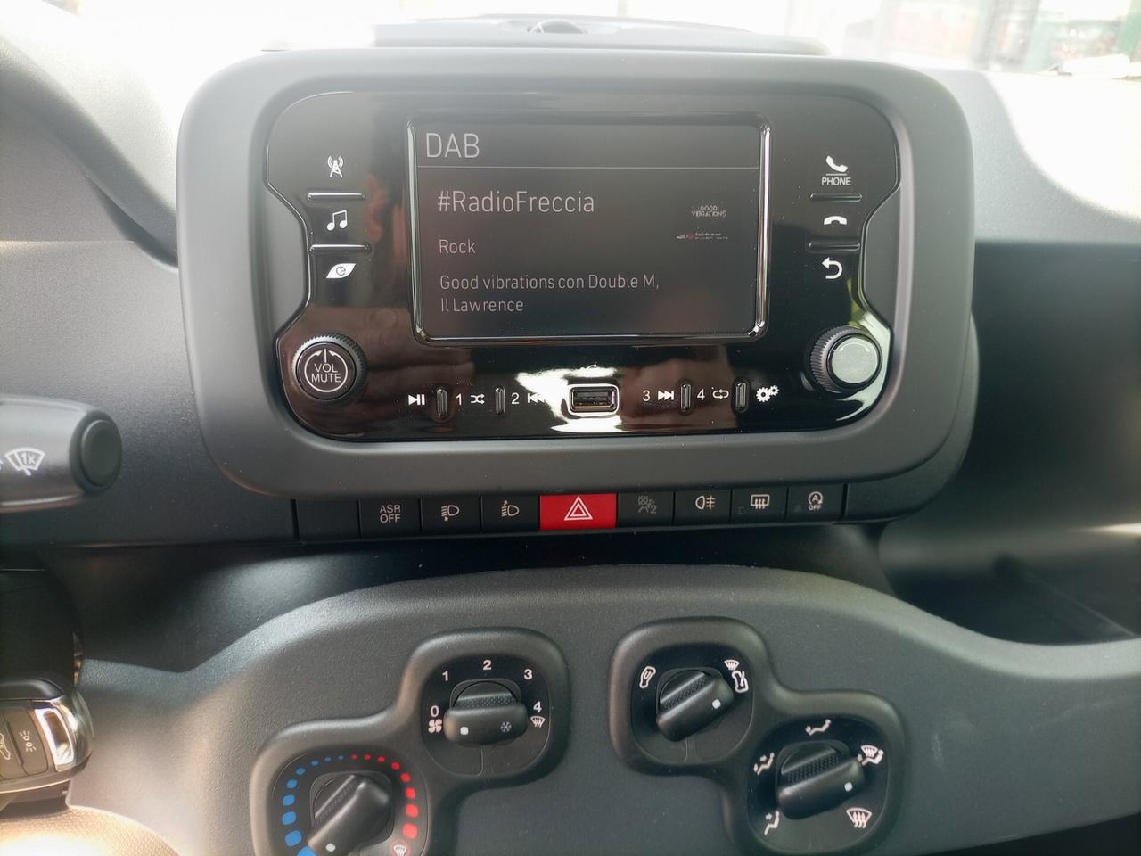 Fiat Panda 1.0 Hybrid + pack city