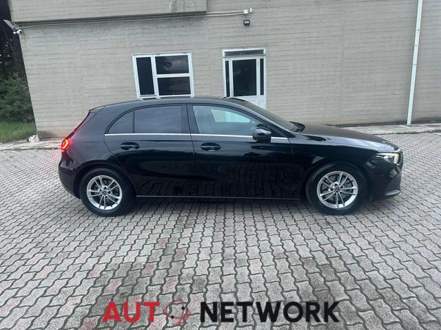 MERCEDES-BENZ A 200 d Automatic Business Extra