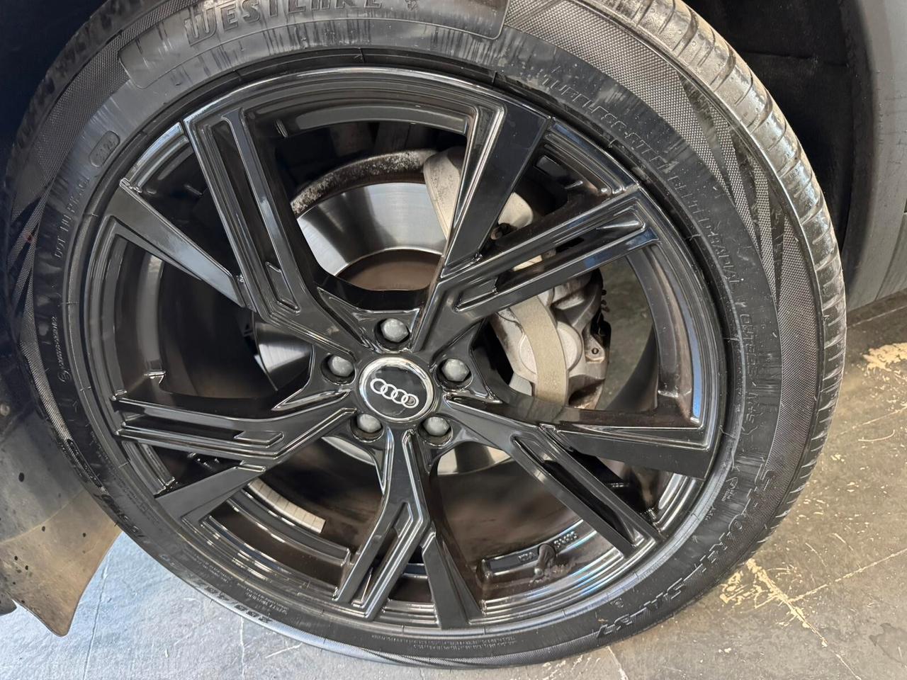 Audi Q5 35 TDI S tronic line plus