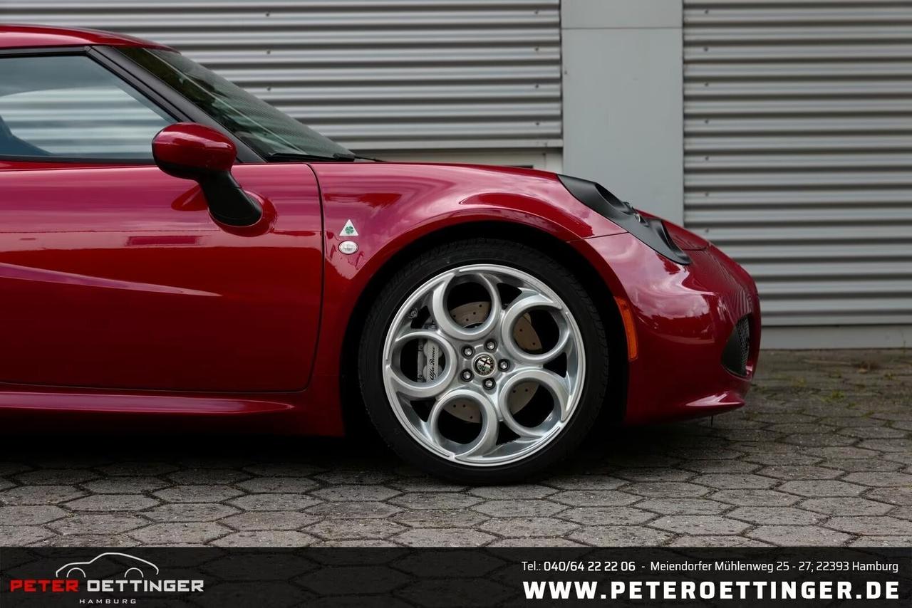 Alfa Romeo 4C 1750 TBi CARBON/FULL OPTIONAL